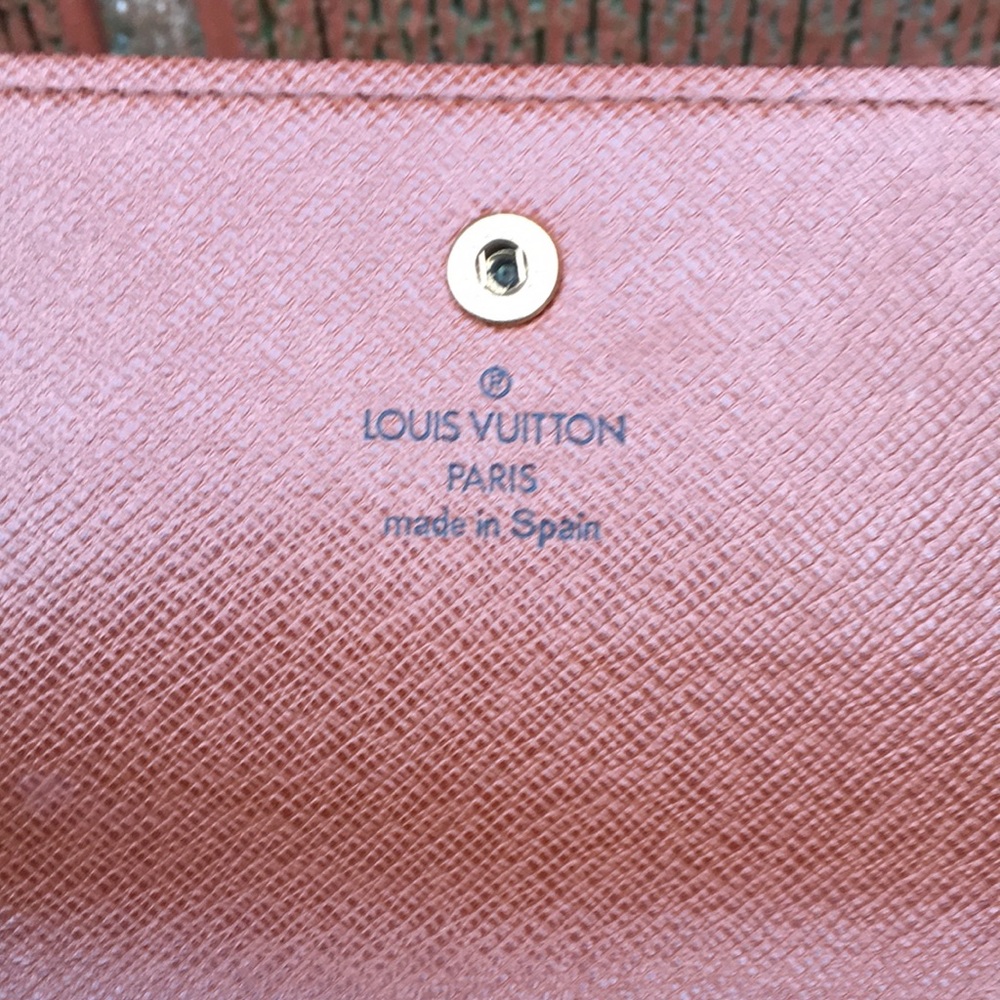 Louis Vuitton Wallet - Picture 12 of 14